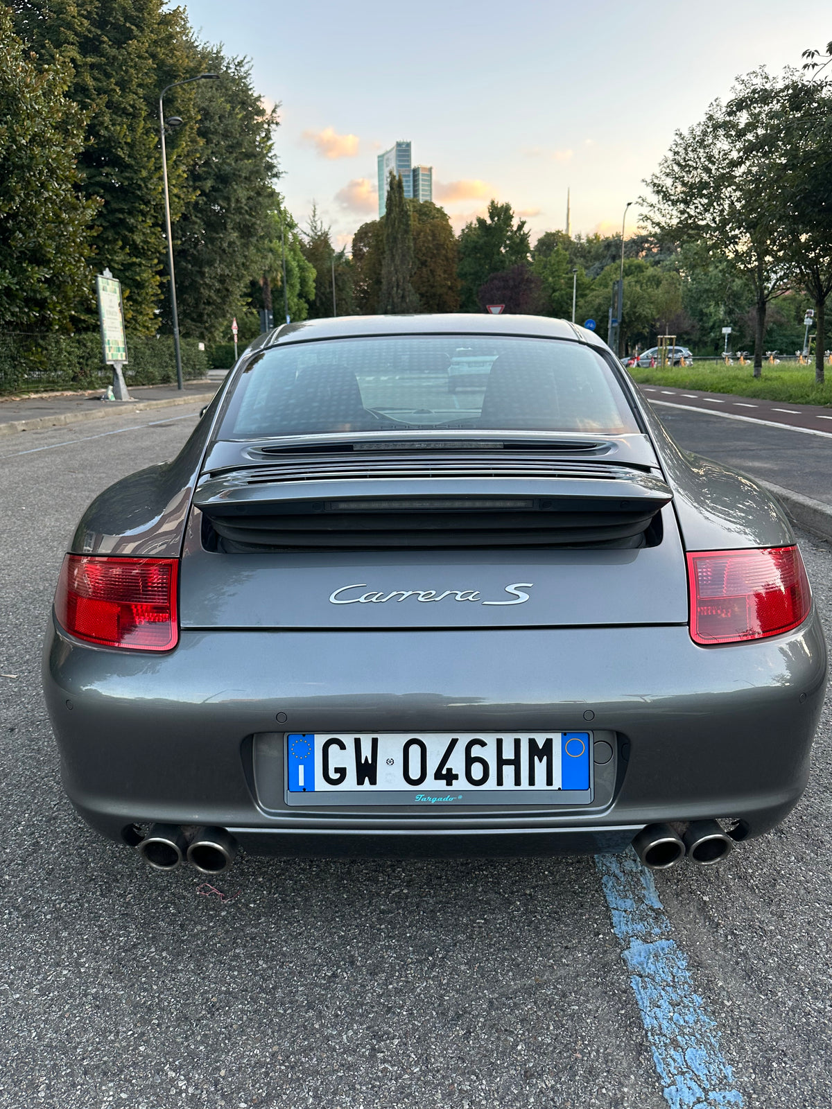 Modell Stahl / Logo Targado Grün